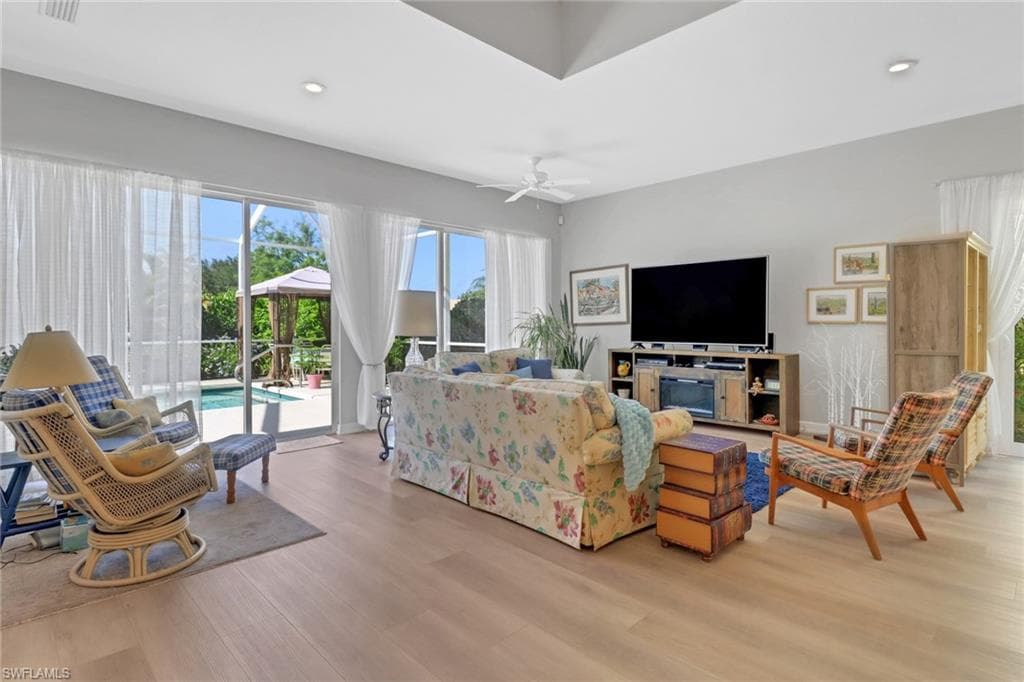 14875 Donatello CT, BONITA SPRINGS FL 34135-10