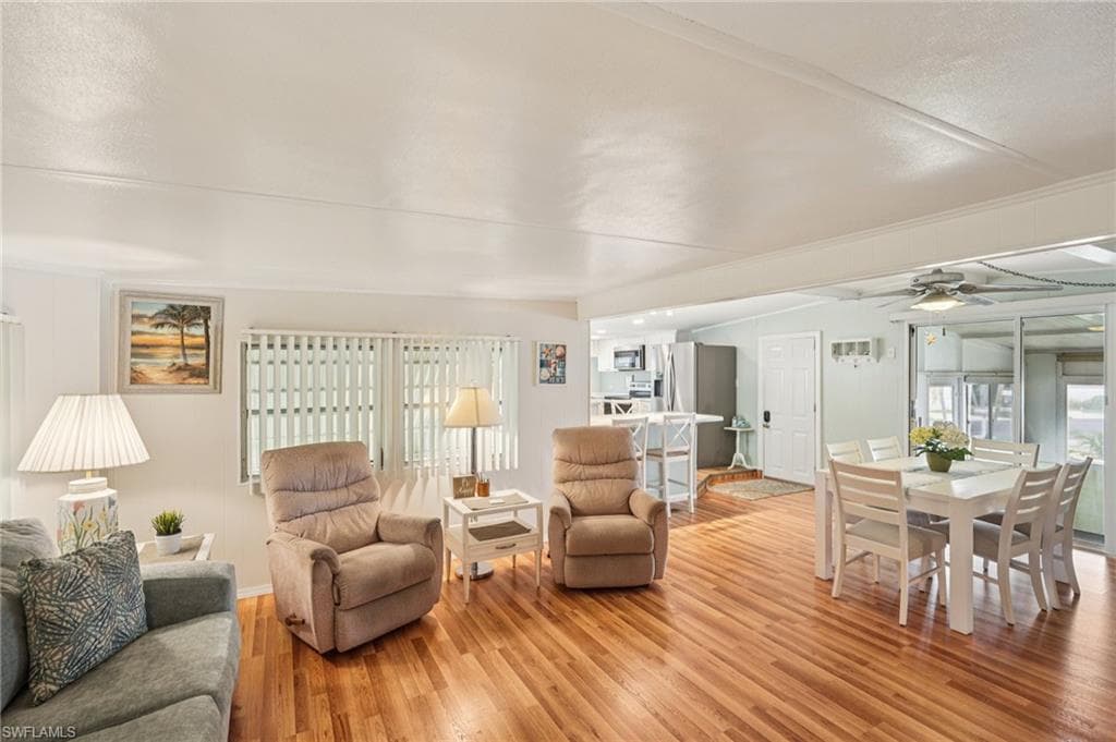 104 Willow LN # 30, NAPLES FL 34114-1