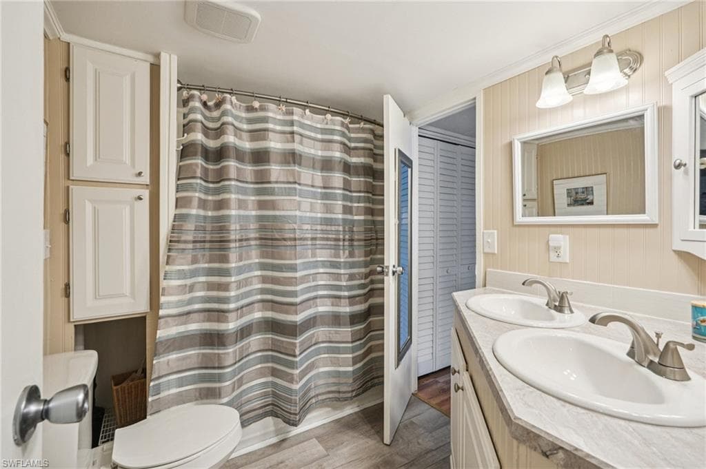 104 Willow LN # 30, NAPLES FL 34114-21