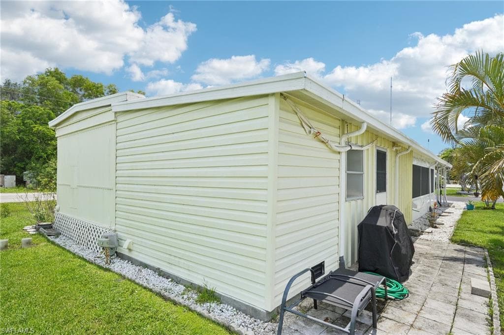 104 Willow LN # 30, NAPLES FL 34114-27