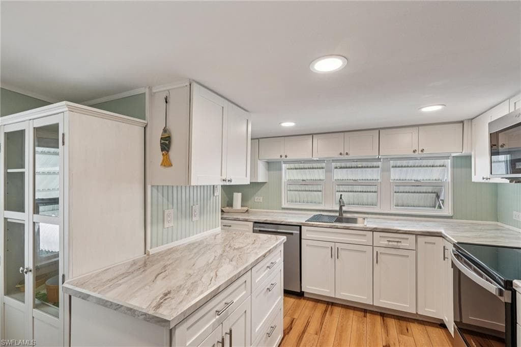 104 Willow LN # 30, NAPLES FL 34114-13