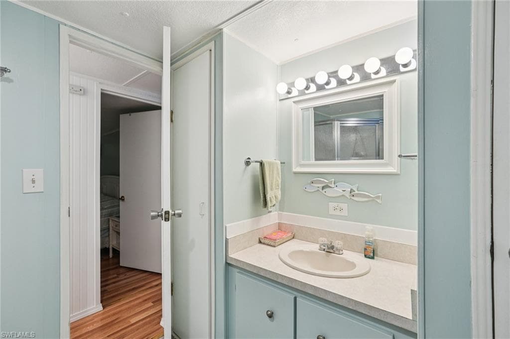 104 Willow LN # 30, NAPLES FL 34114-20