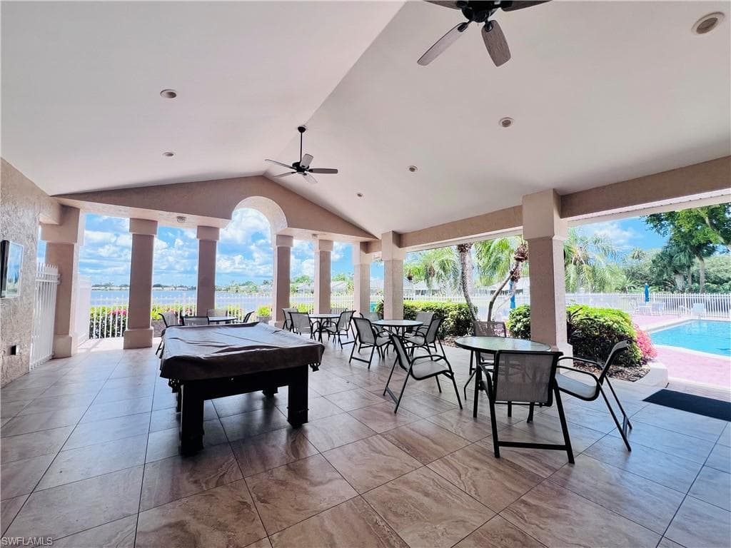 3250 W Crown Pointe BLVD # 101, NAPLES FL 34112-38