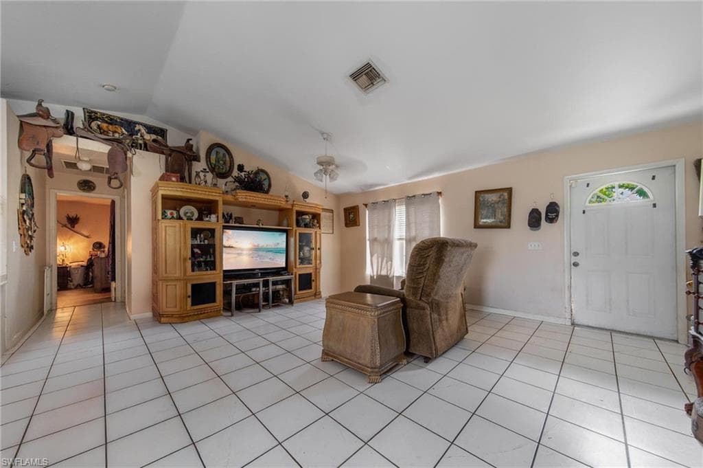 718 Fargo DR, FORT MYERS FL 33913-4