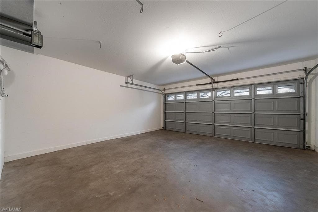 718 Fargo DR, FORT MYERS FL 33913-9