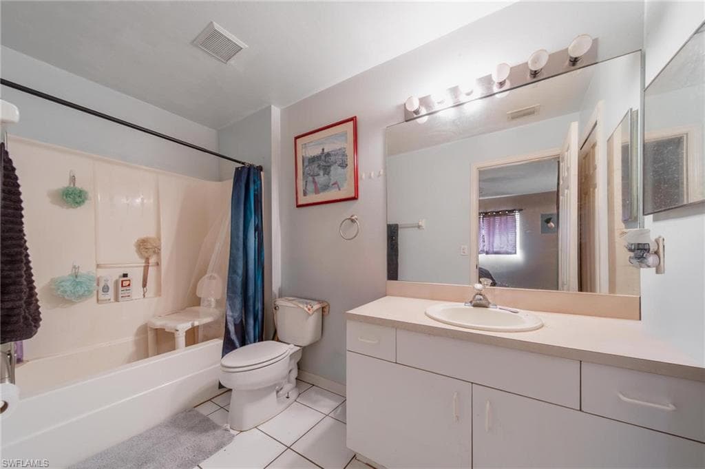 718 Fargo DR, FORT MYERS FL 33913-13