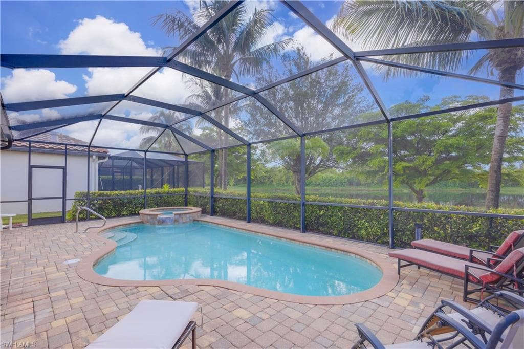 9254 Veneto PL, NAPLES FL 34113-19