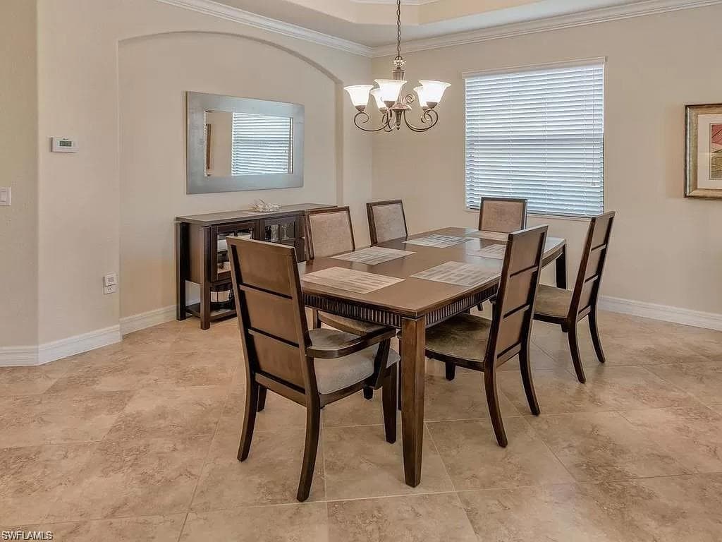 9254 Veneto PL, NAPLES FL 34113-7