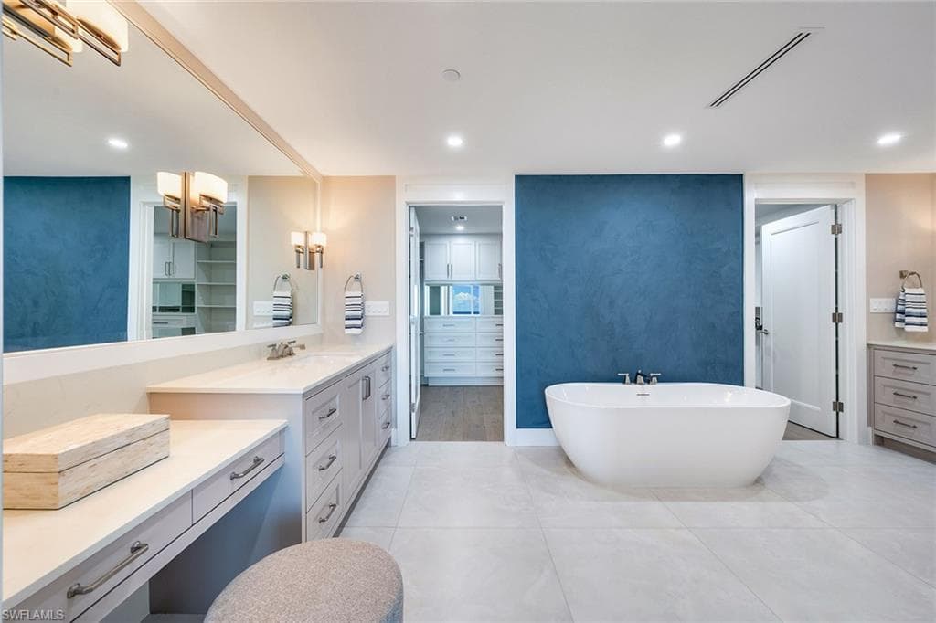 13945 Old Coast RD # 1202, NAPLES FL 34110-29