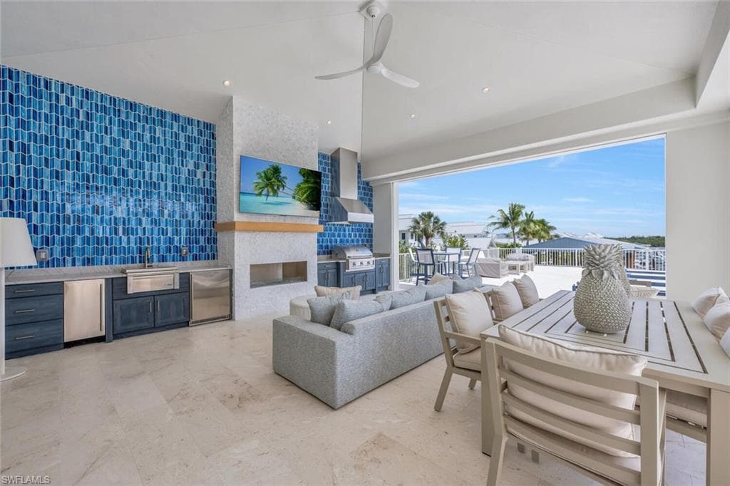 237 13th ST S, NAPLES FL 34102-21