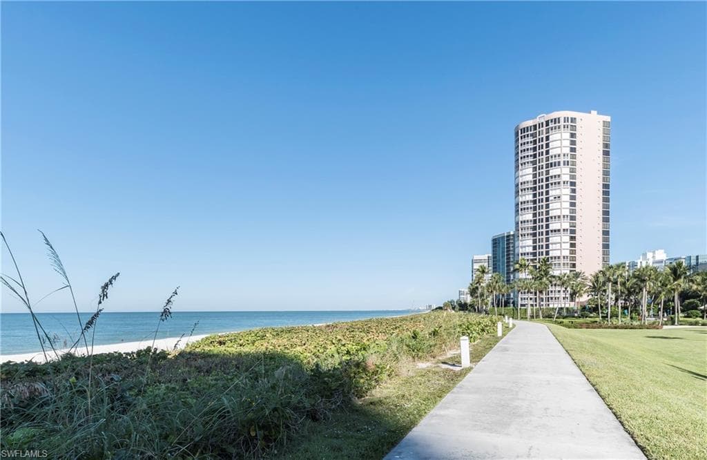 4001 Gulf Shore BLVD N # 1104, NAPLES FL 34103-38