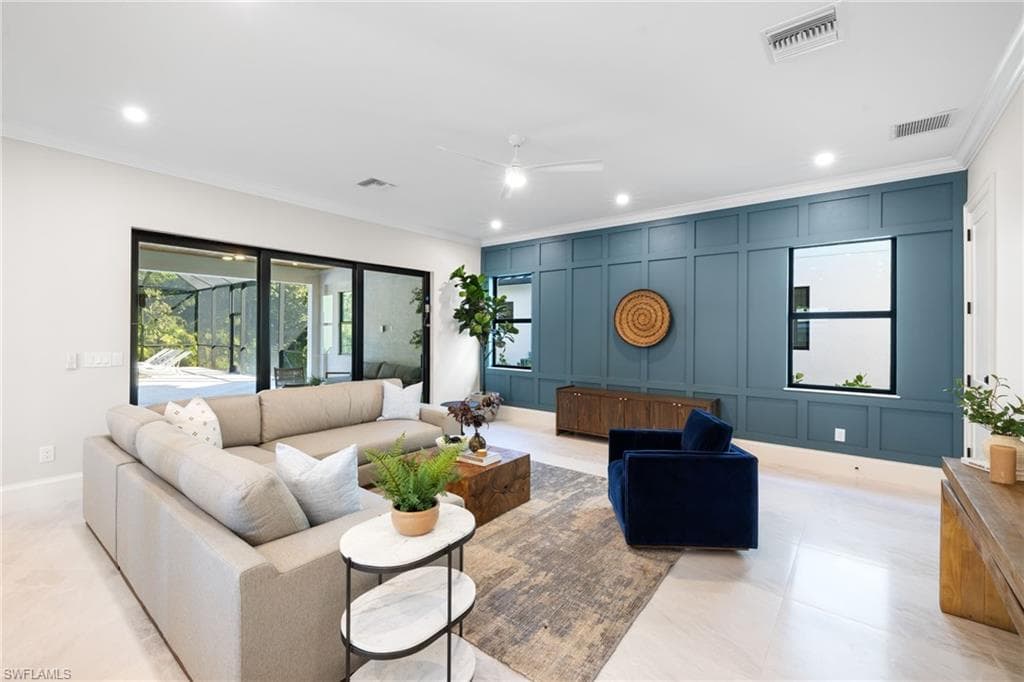 2721 Van Buren AVE, NAPLES FL 34112-2