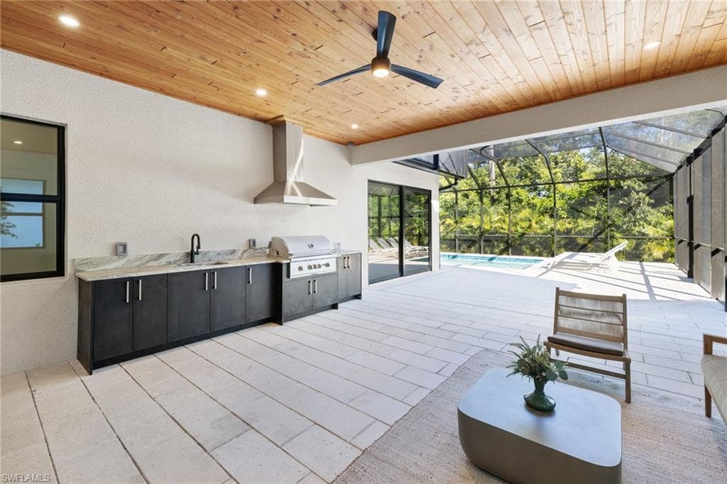 2721 Van Buren AVE, NAPLES FL 34112-31