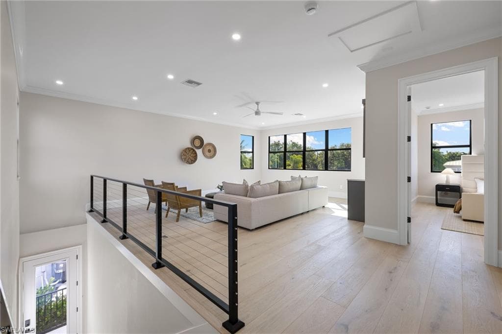 2721 Van Buren AVE, NAPLES FL 34112-27