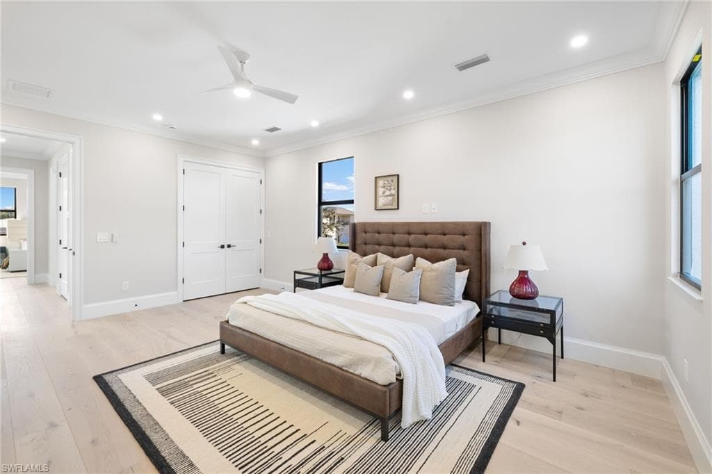 2721 Van Buren AVE, NAPLES FL 34112-23