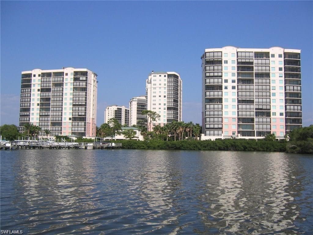 430 Cove Tower DR # 302, NAPLES FL 34110-1