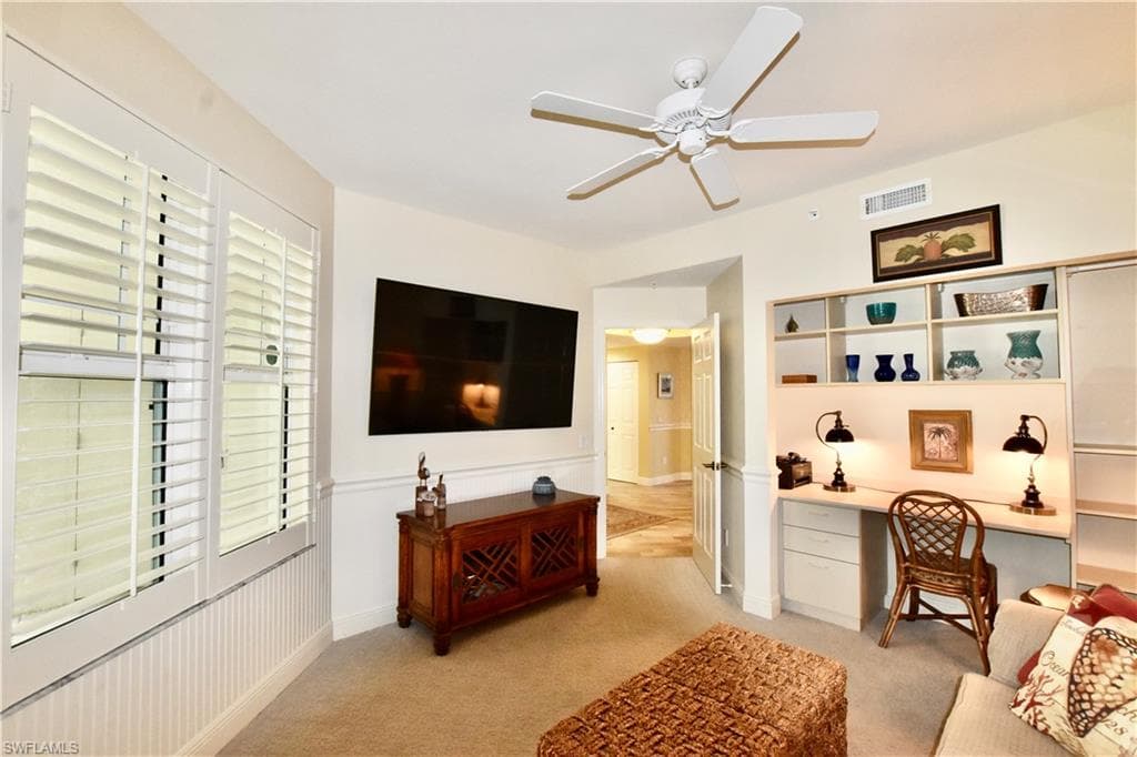 430 Cove Tower DR # 302, NAPLES FL 34110-16