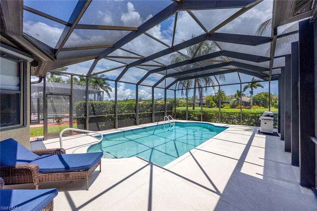 3820 Ruby WAY, NAPLES FL 34114-1