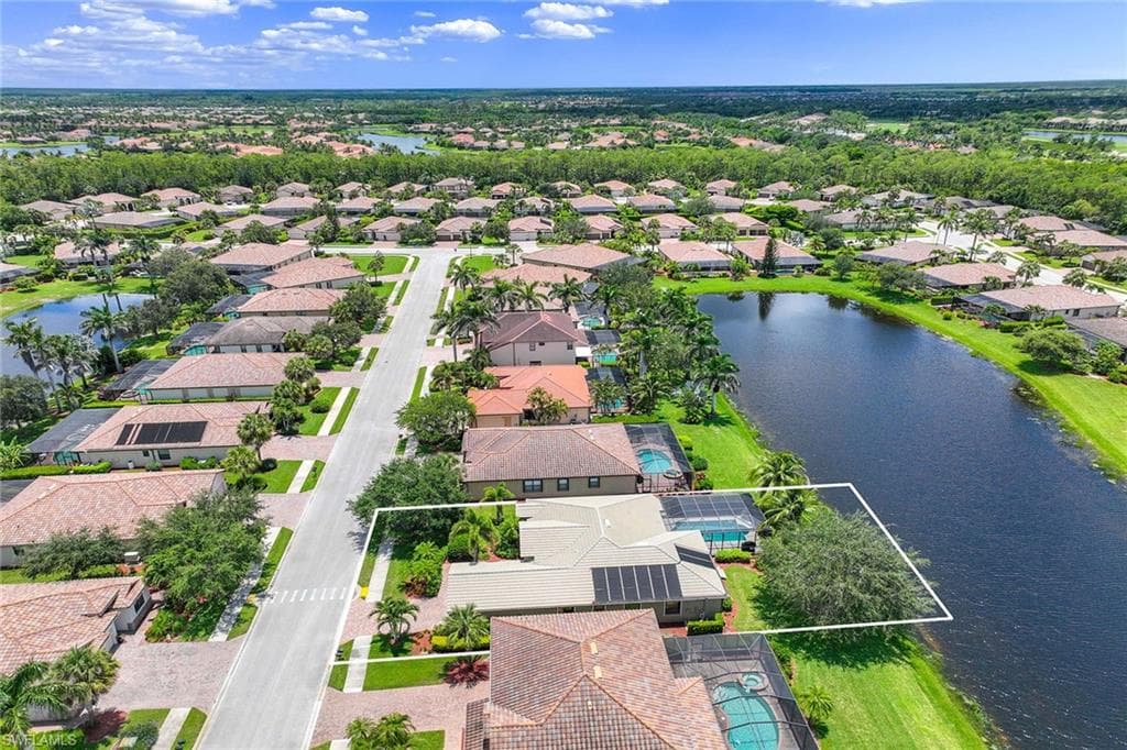 3820 Ruby WAY, NAPLES FL 34114-32