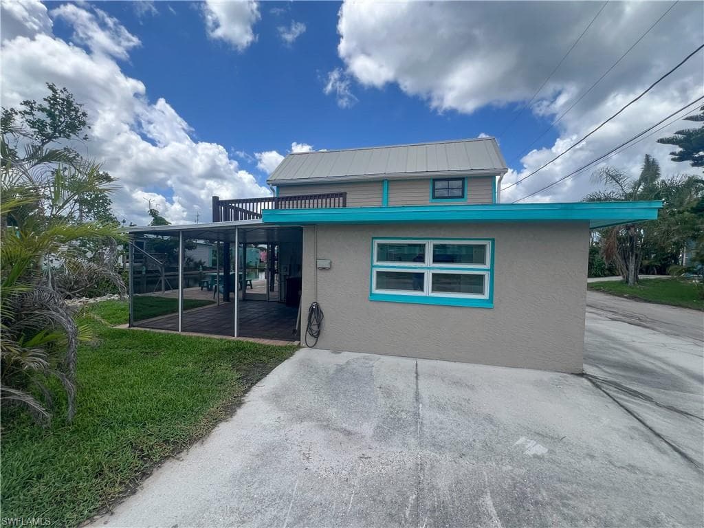 2595 Pine ST, MATLACHA FL 33993-22