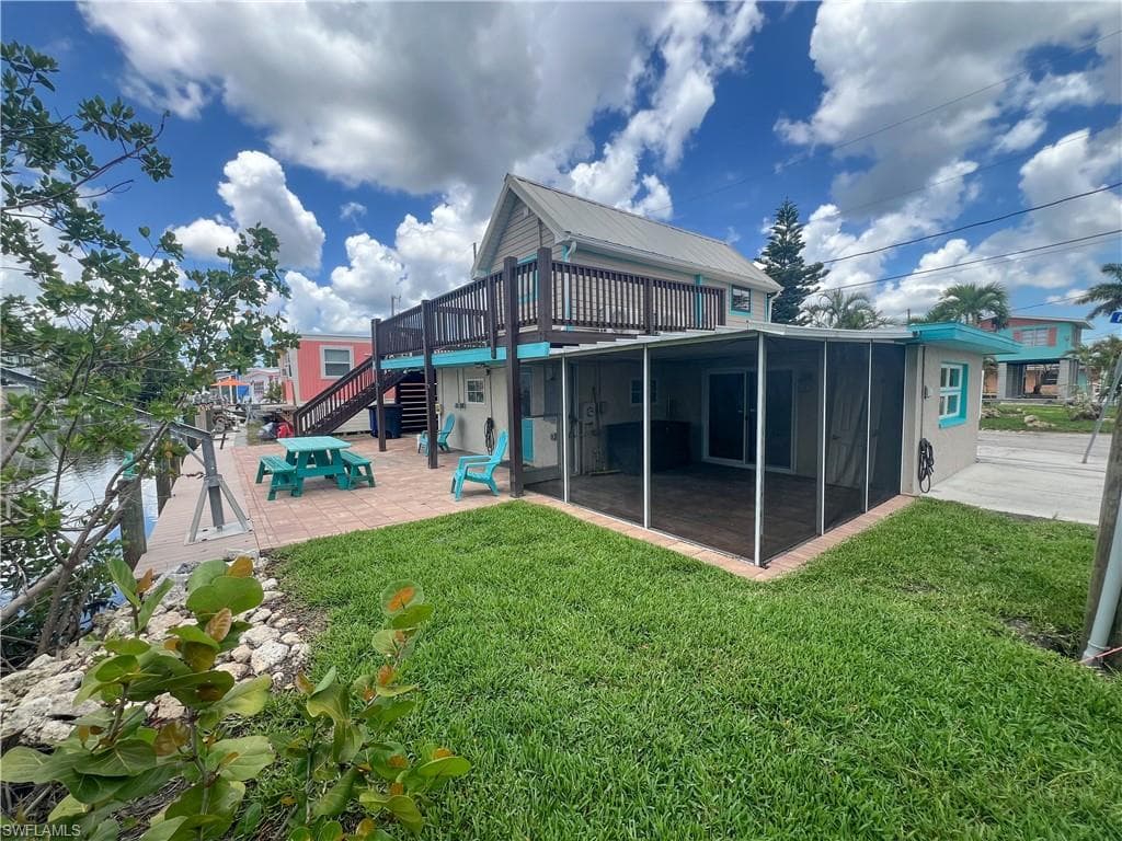 2595 Pine ST, MATLACHA FL 33993-21
