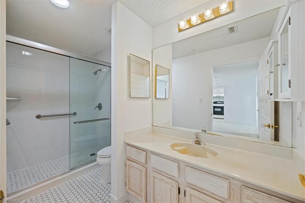 900 Arbor Lake DR # 307, NAPLES FL 34110-11