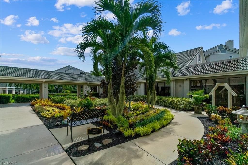 900 Arbor Lake DR # 307, NAPLES FL 34110-20