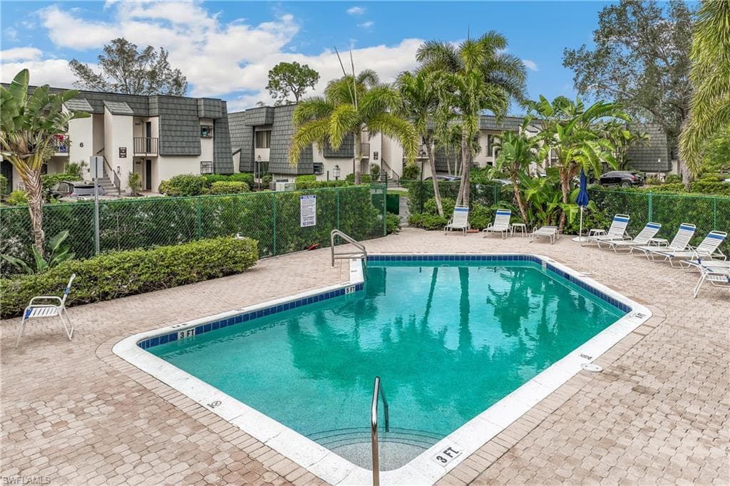 1562 Oyster Catcher PT # 1562A, NAPLES FL 34105-20