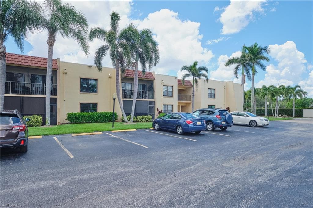 12481 McGregor BLVD # 17, FORT MYERS FL 33919-2