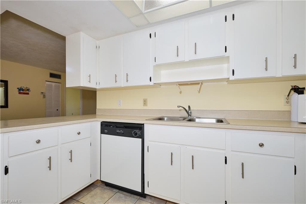 12481 McGregor BLVD # 17, FORT MYERS FL 33919-23