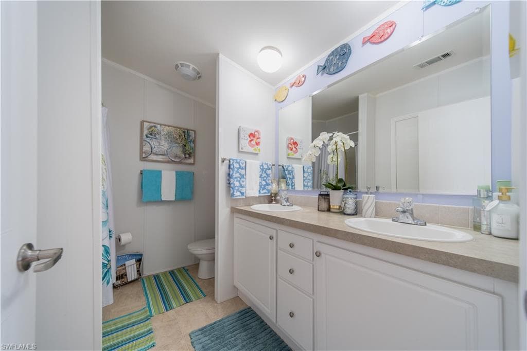 433 Riviera BLVD W, NAPLES FL 34112-15