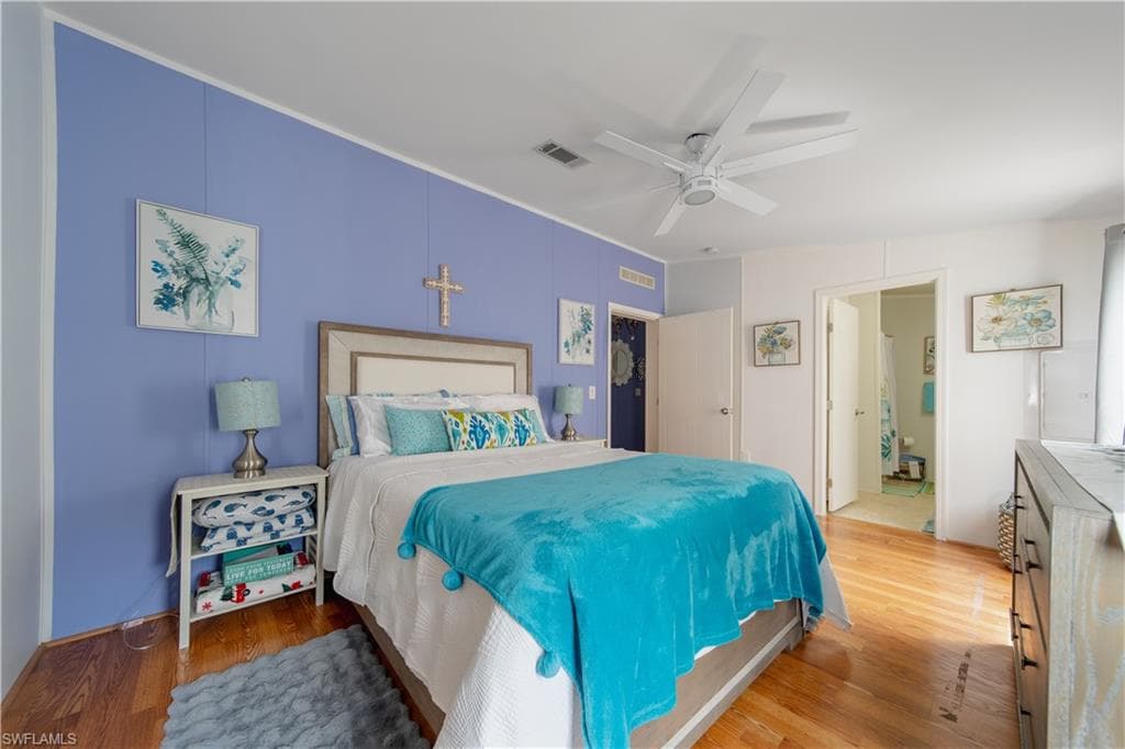 433 Riviera BLVD W, NAPLES FL 34112-11