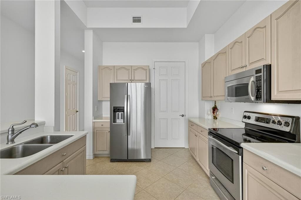 2797 1st ST # 2004, FORT MYERS FL 33916-11