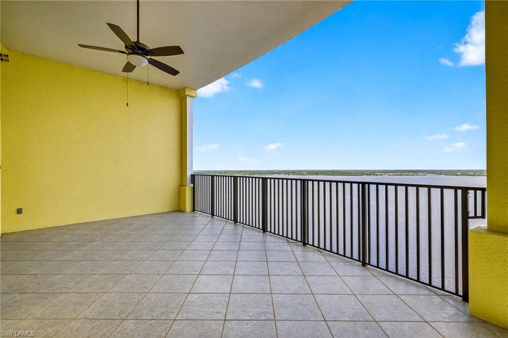 2797 1st ST # 2004, FORT MYERS FL 33916-4