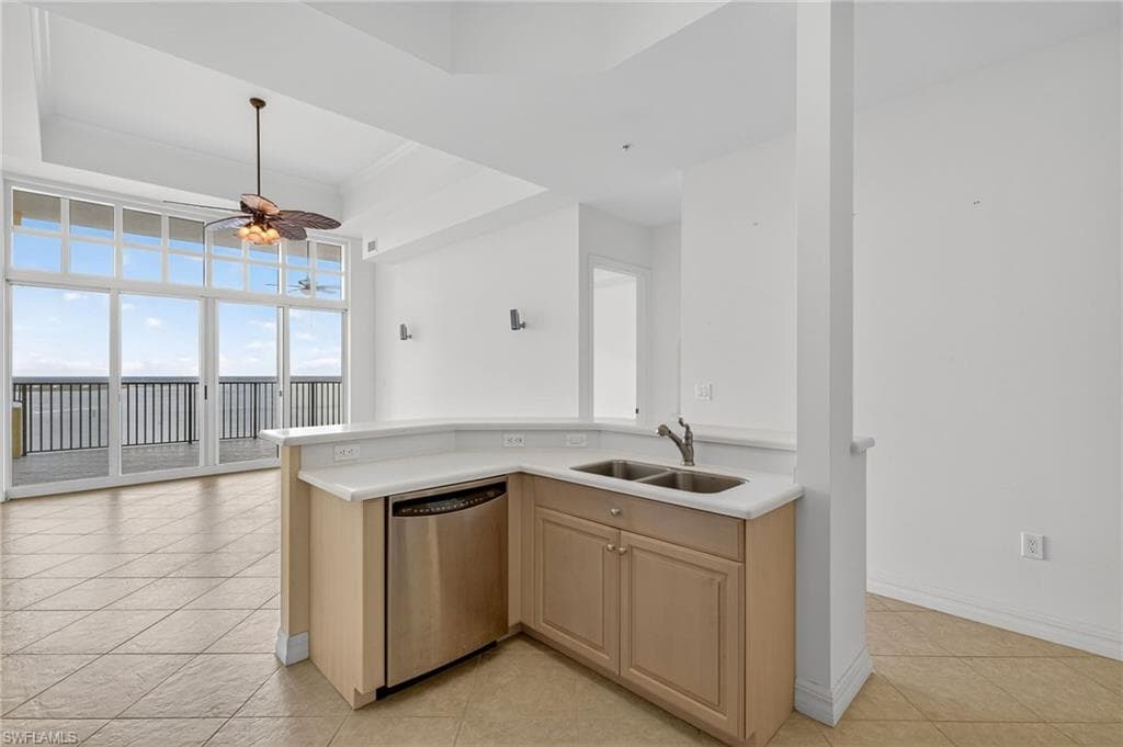 2797 1st ST # 2004, FORT MYERS FL 33916-10