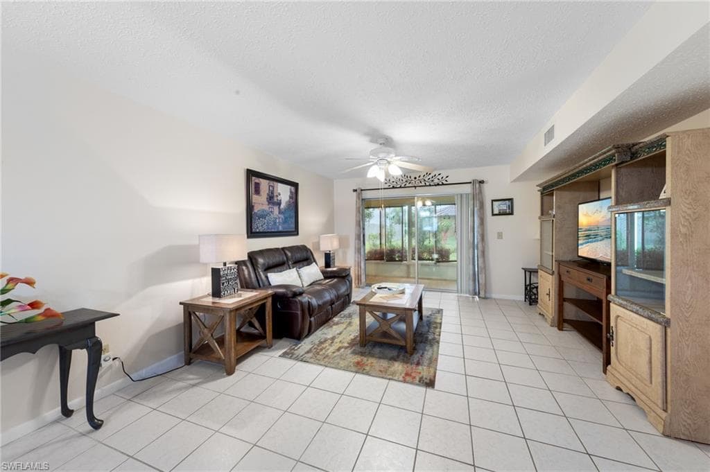 4420 Santa Barbara BLVD # 105, CAPE CORAL FL 33914-6