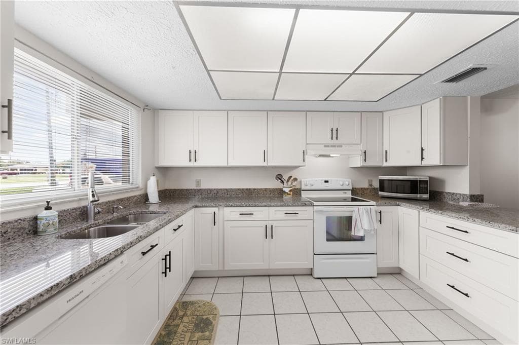 4420 Santa Barbara BLVD # 105, CAPE CORAL FL 33914-3