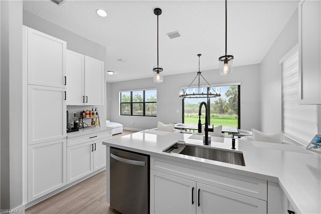 5653 Cassidy LN, AVE MARIA FL 34142-14