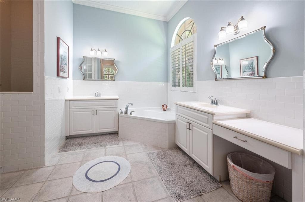 13915 Collier BLVD, NAPLES FL 34119-25