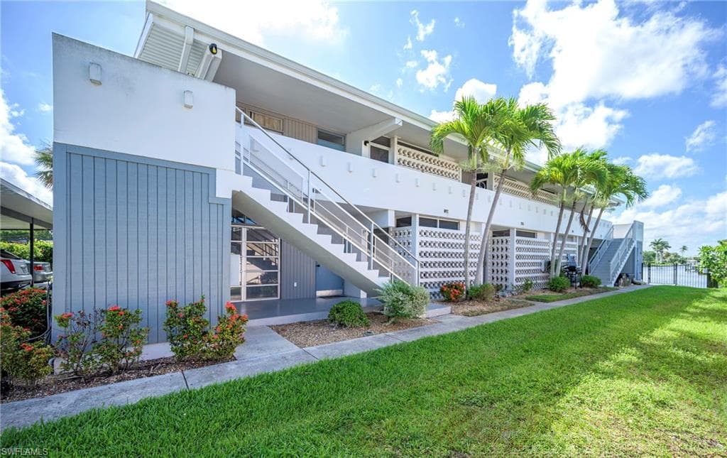 330 Tudor DR # 102, CAPE CORAL FL 33904-42