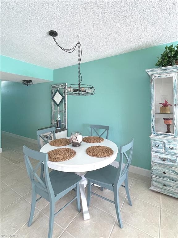 330 Tudor DR # 102, CAPE CORAL FL 33904-11