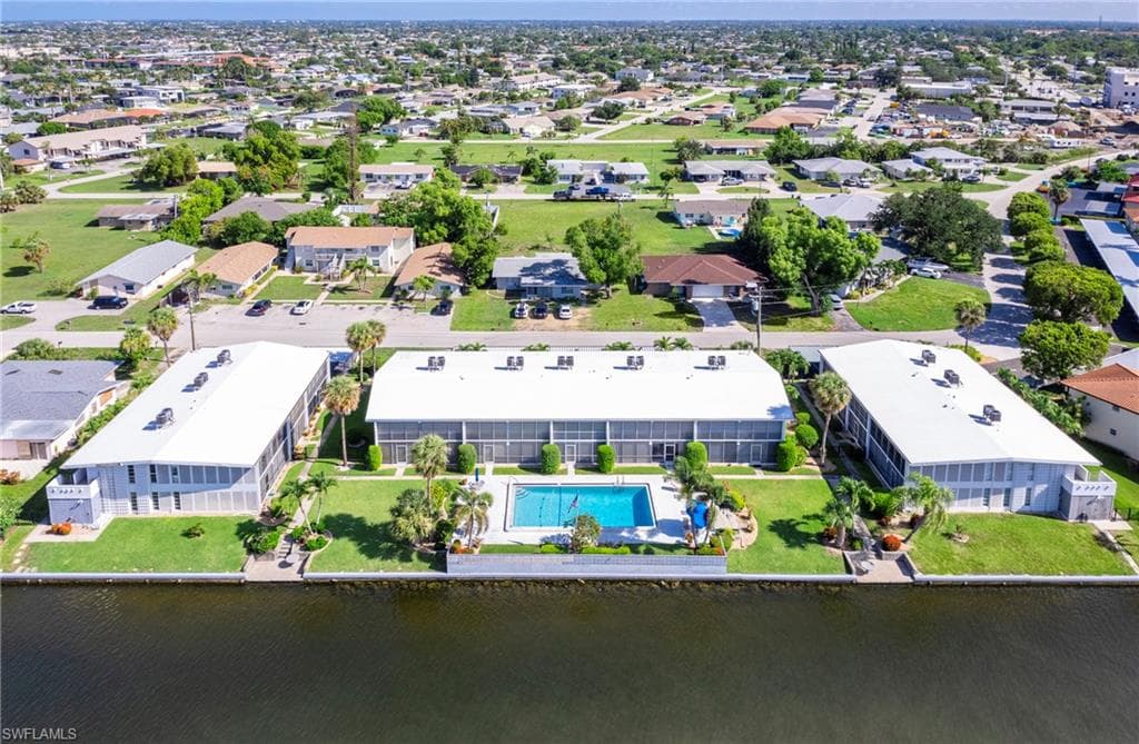 330 Tudor DR # 102, CAPE CORAL FL 33904-2