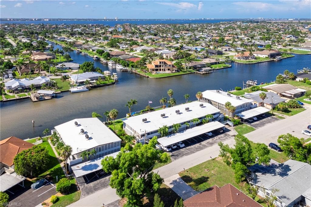 330 Tudor DR # 102, CAPE CORAL FL 33904-34