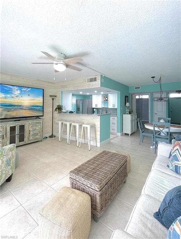 330 Tudor DR # 102, CAPE CORAL FL 33904-3
