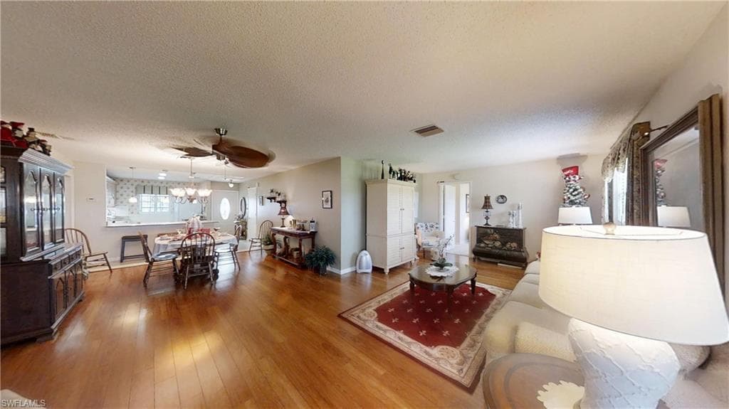 1527 Edgewater CIR, FORT MYERS FL 33919-11