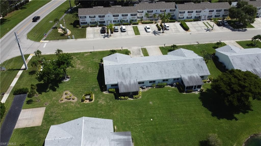 1527 Edgewater CIR, FORT MYERS FL 33919-2