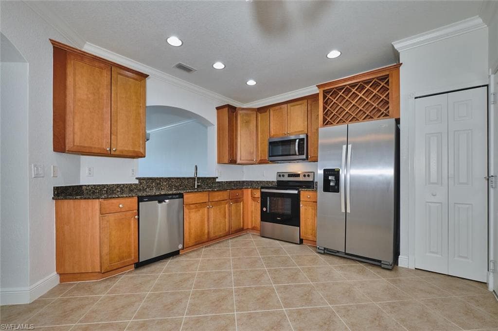 3346 Dandolo CIR, CAPE CORAL FL 33909-2