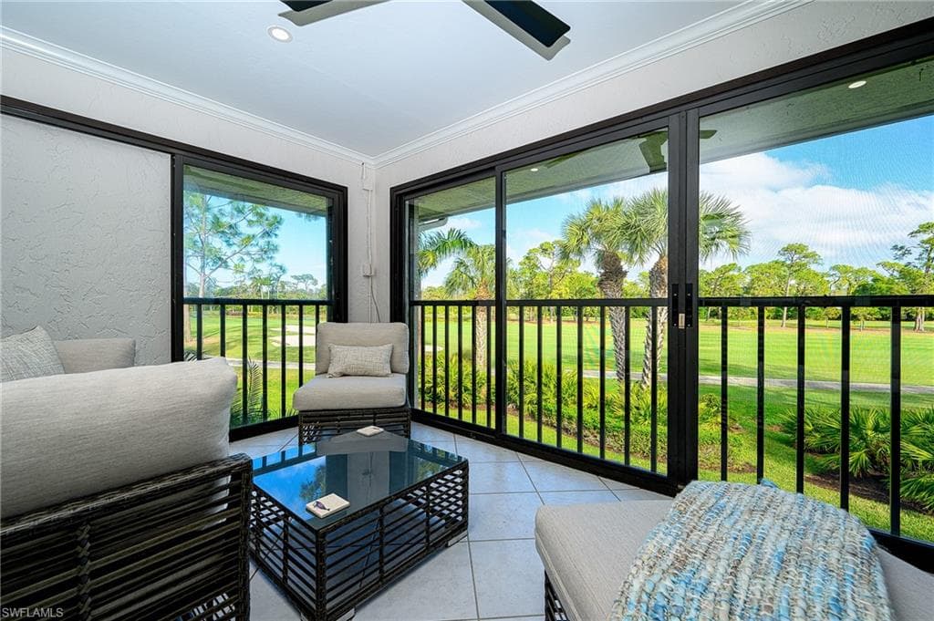 522 Wildwood LN # 522, NAPLES FL 34105-21