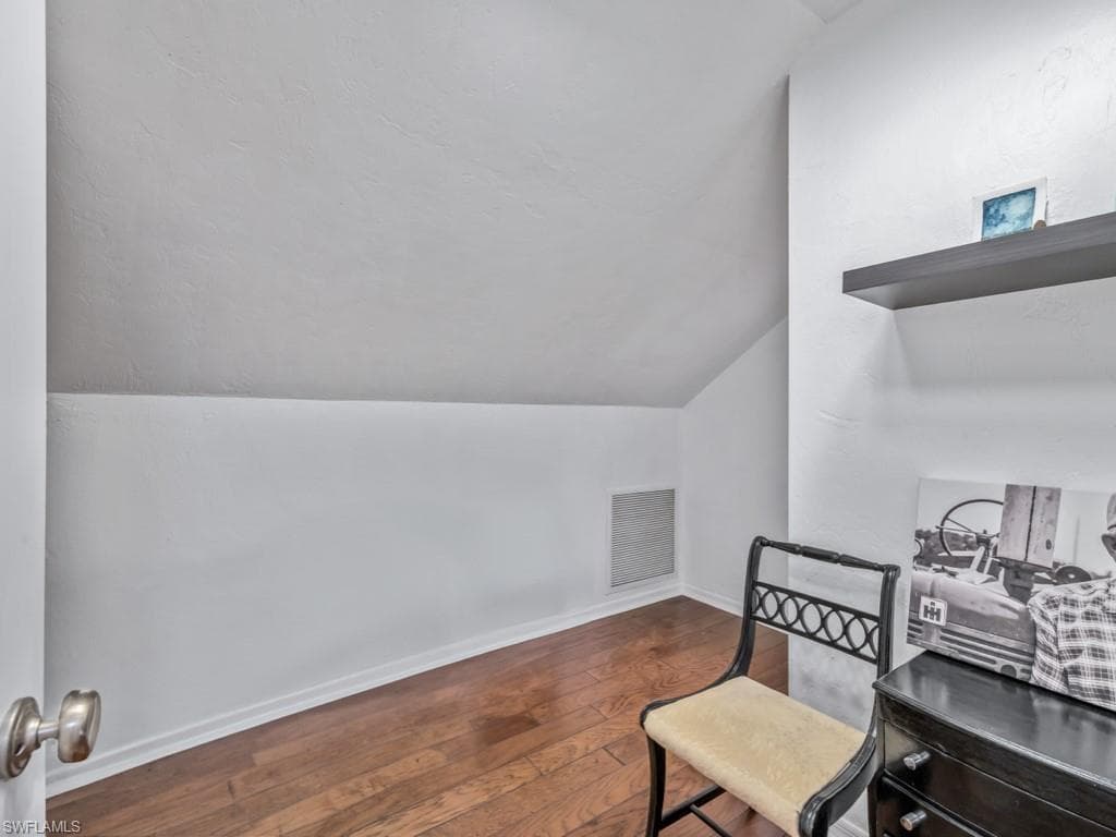 1271 Solana RD # E4, NAPLES FL 34103-15