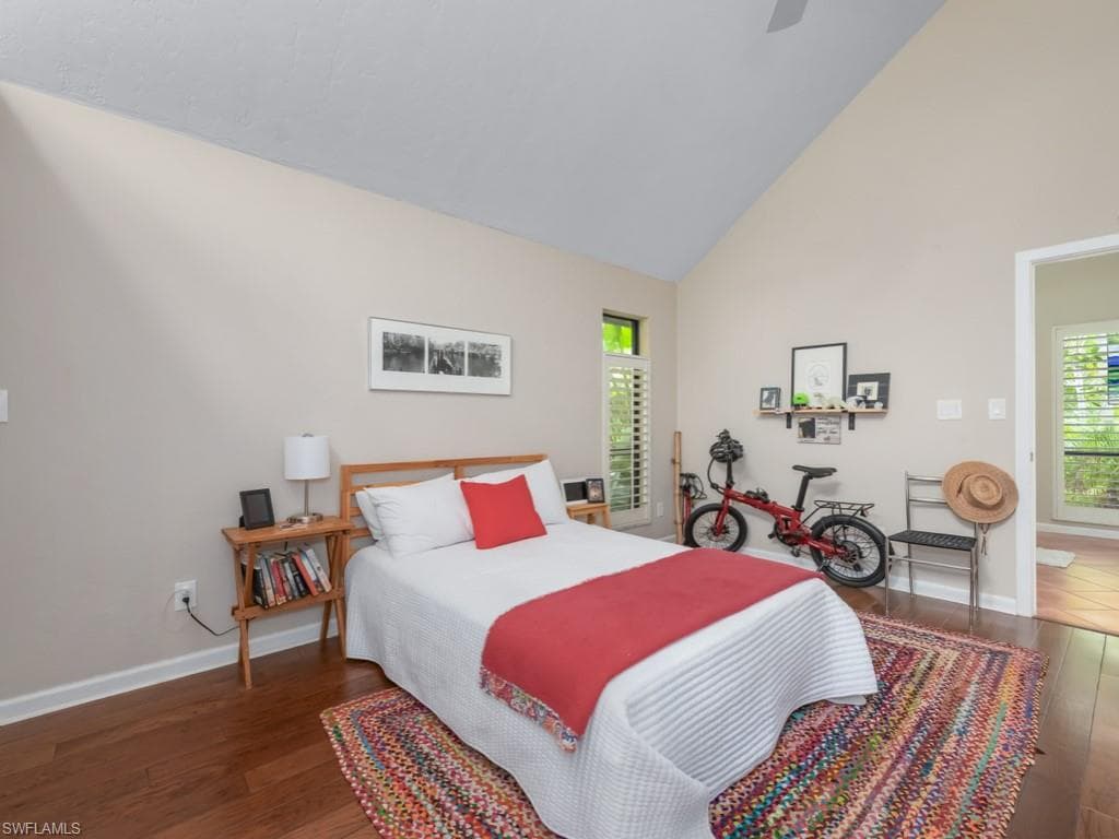 1271 Solana RD # E4, NAPLES FL 34103-11